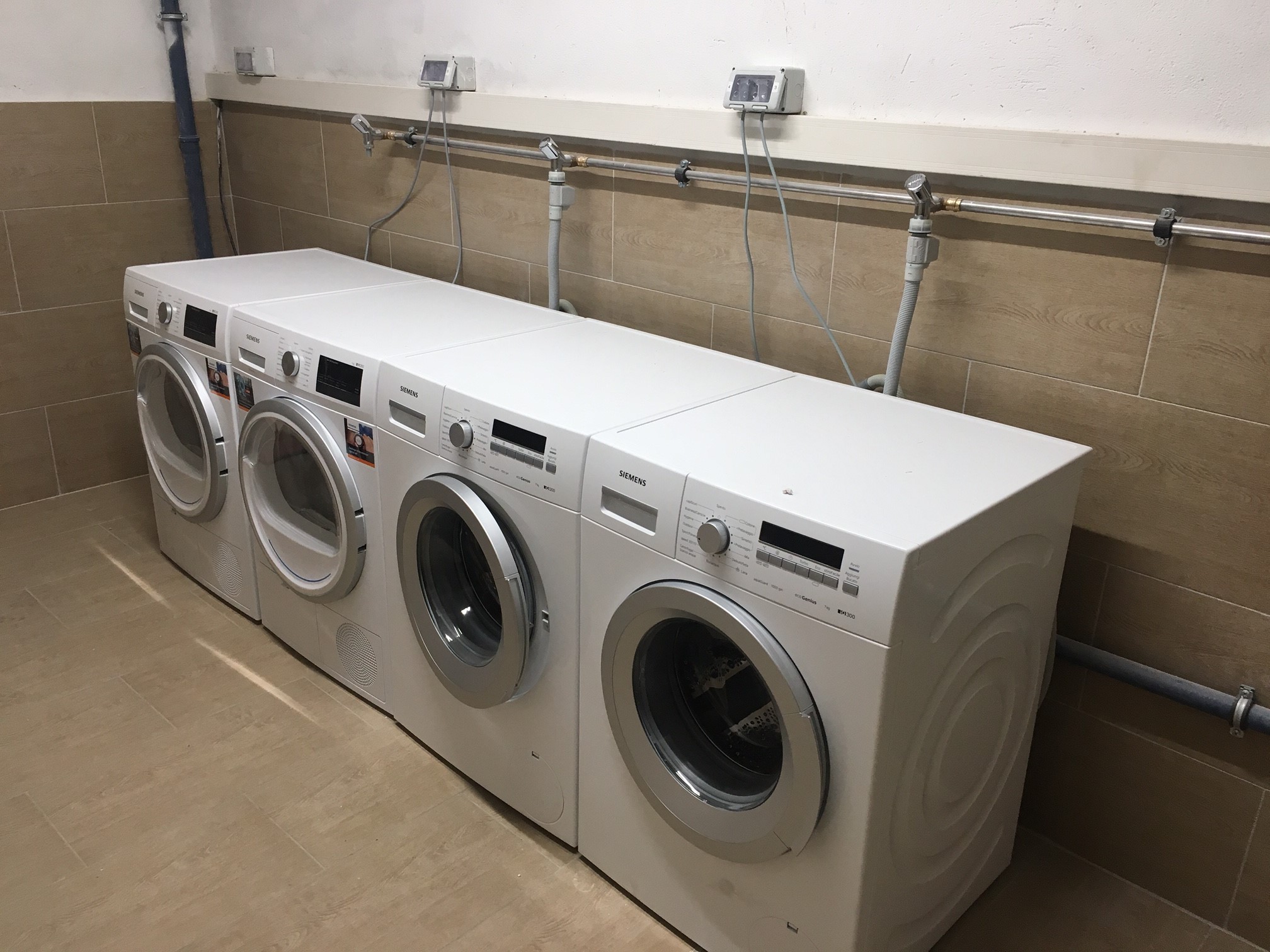 Waescheraum der Unterkunft